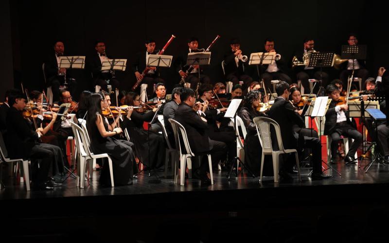 Orquesta de Apoyo a la Formación Artística celebra con música los 45 años del Teatro de Bellas Artes. 