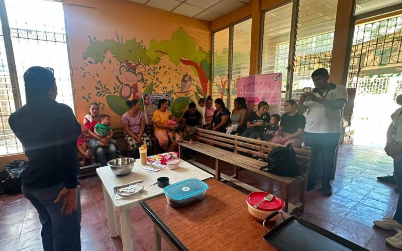 Preparar alimentos con ingredientes locales fortalece la recuperación nutricional infantil