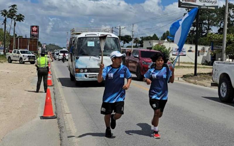 Antorcha Centroamericana ya recorre Guatemala con apoyo de Provial