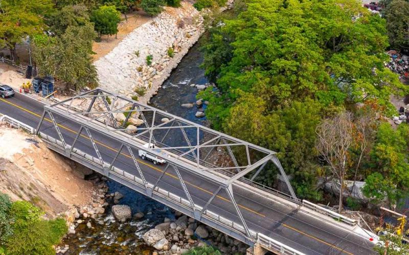 ¡Atención! Paso alternado en el puente Santa Cruz, Teculután, Zacapa