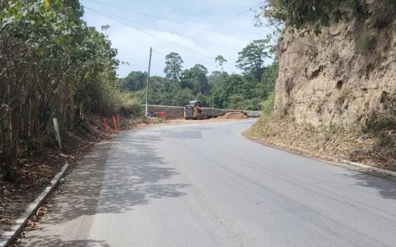 Trabajos en rutas de Chinautla fortalecen la movilidad y seguridad de las comunidades