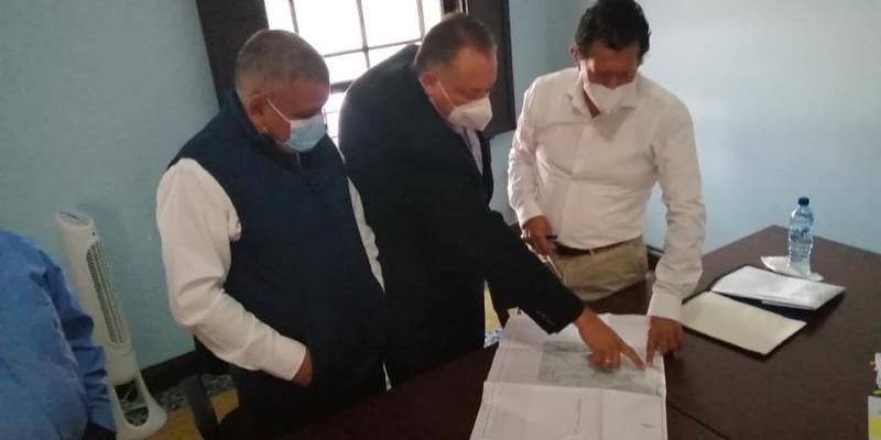 Ing. Luis Ruano y alcalde de dicho municipio  