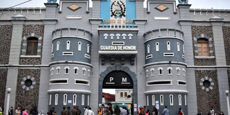 Puesto de vacunación Guardia de Honor 