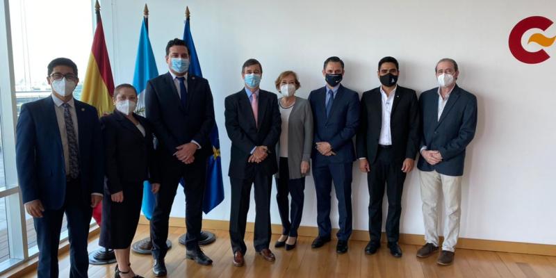 Dialogan sobre Empleo Público en Guatemala