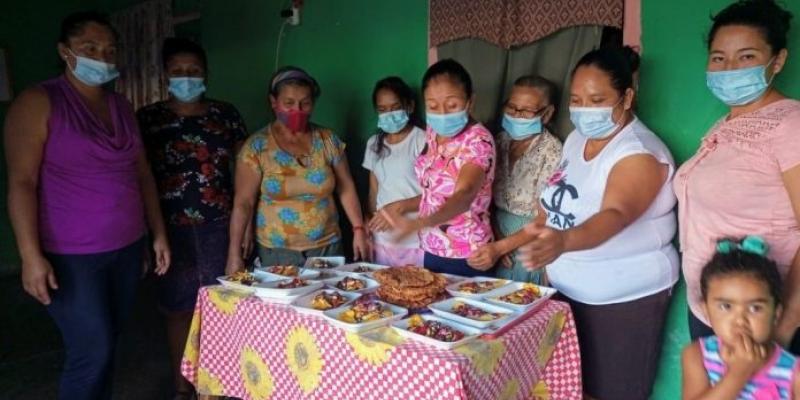Mujeres reciben capacitaciones y acompañamiento técnico. 