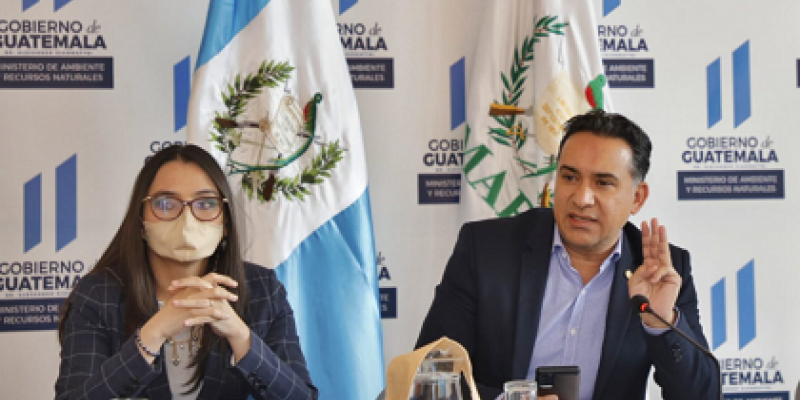 Ministro de Ambiente y Recursos Naturales, Mario Rojas Espino