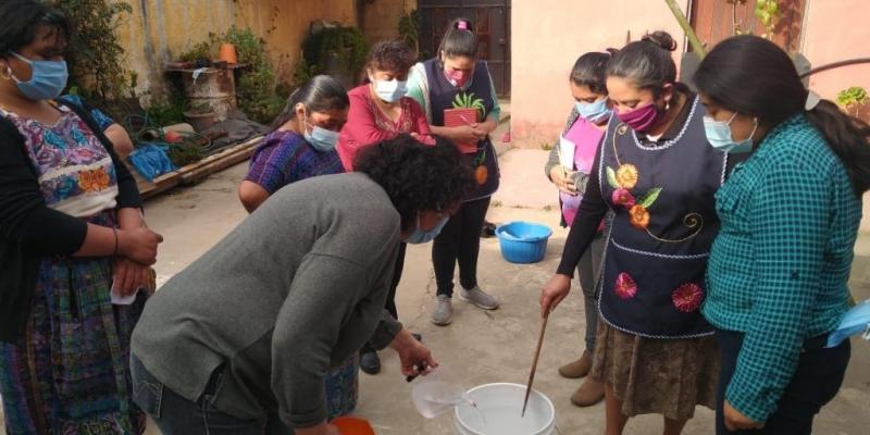 El Programa Mejoramiento de las Condiciones Socioeconómicas de la Mujer de SOSEP, apoya a Unidades Productivas con capacitaciones y asesoría comercial.