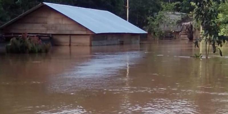 Viviendas afectadas por lluvias en Livingston, Izabal.