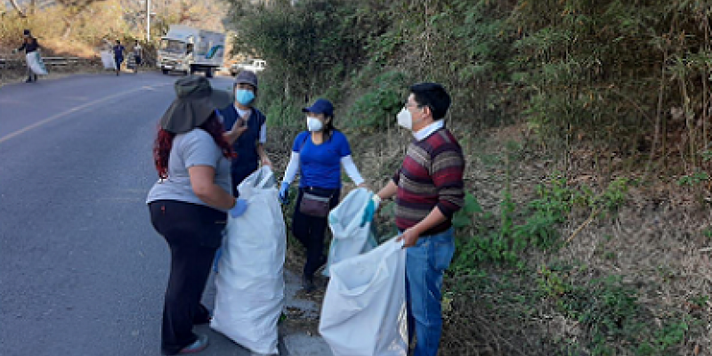 Jornada de limpieza en Sololá