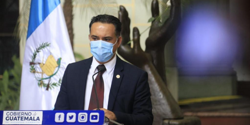 Ministro de Ambiente y Recursos Naturales, Mario Rojas Espino