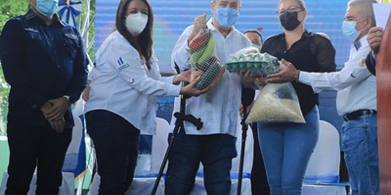 Entrega en el Jícaro, El Progreso. 