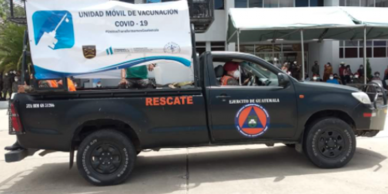 Ejército de Guatemala implementa unidad móvil de vacunación en Huehuetenango