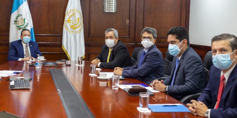 Reunión Ministro de Finanzas Públicas y Presidente Ejecutivo del BCIE