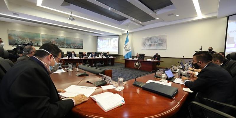 Reunión con alcaldes y gobernadores de Quiché y Totonicapán. 