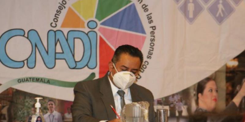 Subsecretario de Promoción Social de SOSEP, Óscar Cruz. 