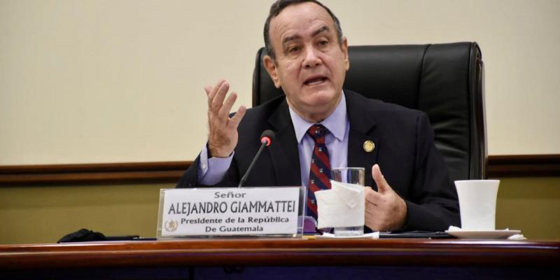 Presidente Alejandro Giammattei cierra tercer encuentro con alcaldes 