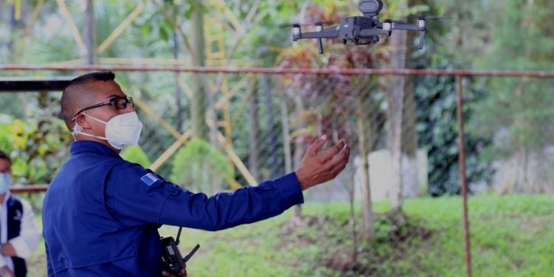 Clausuran II Curso Básico de Operador de Dron