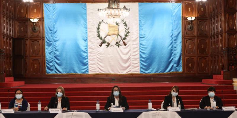 Ministra Claudia Ruíz rinde Informe de Gestión del Ministerio de Educación