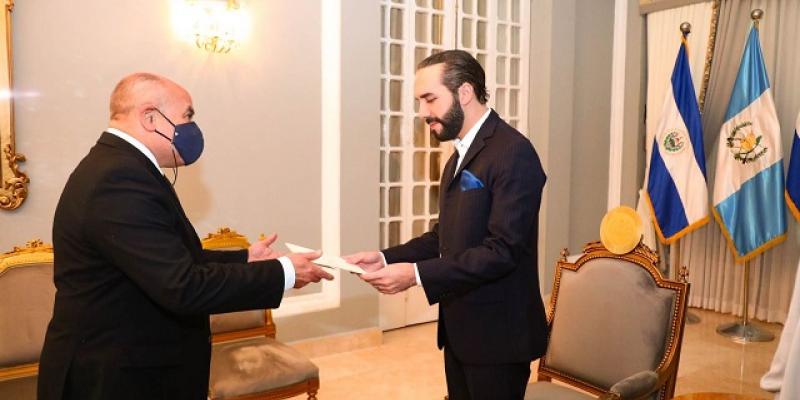 Entrega de Cartas Credenciales a Nayib Bukele
