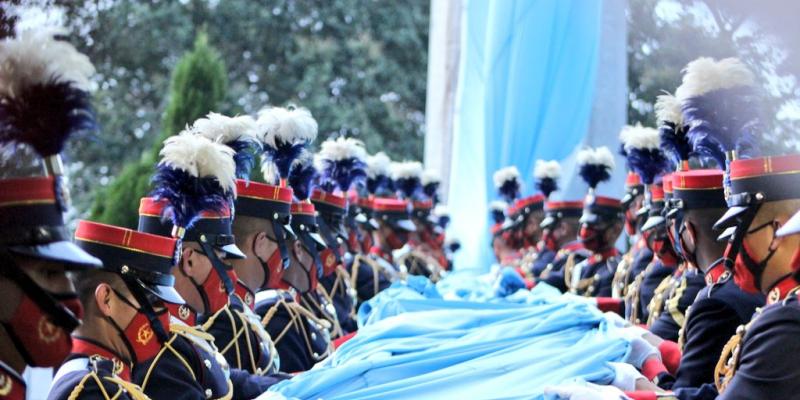 Ejército de Guatemala, conmemoró el Bicentenario de la Independencia Patria a través de la solemne ceremonia de izada y arriada de la bandera nacional