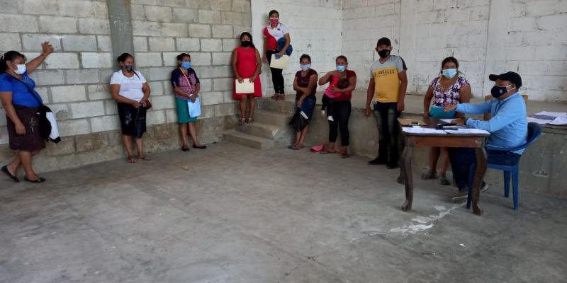 Familias de El Jute serán beneficiadas con créditos