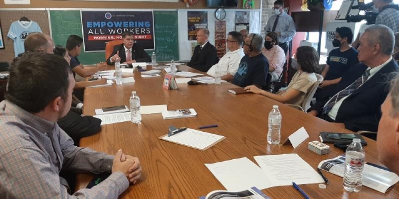 Reunión con secretario de Trabajo de EEUU