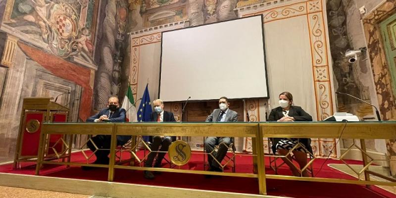 Reunión en Italia con vicecanciller de Guatemala