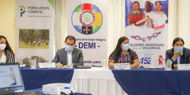 La Secretaría Presidencial de la Mujer participó como invitada especial para disertar el tema de “Inversión en las Mujeres Indígenas”