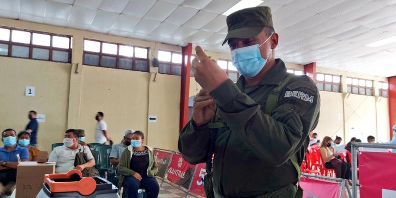 "Mariscal Zavala" y "Guardia de Honor” así como el Campo de Marte, siguen prestando su servicio a la población guatemalteca que desee vacunarse