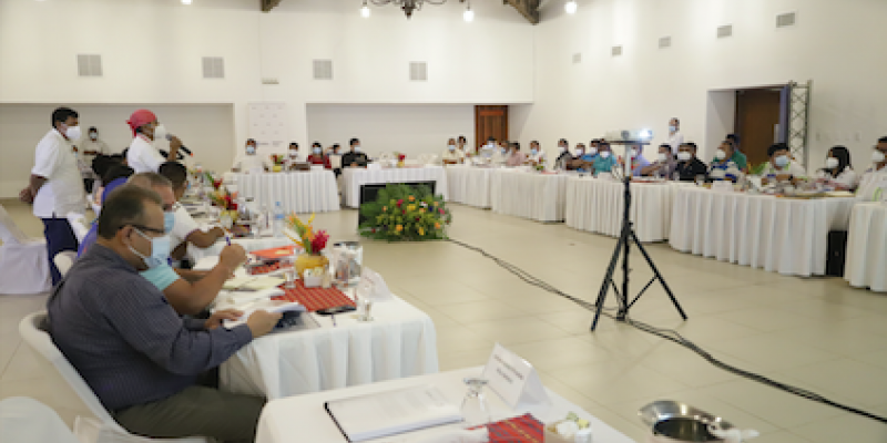 Reunión de pre consulta por el Derecho Minero Fénix.