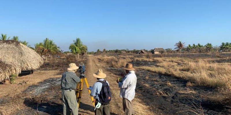 FONTIERRAS brinda asesoría a miembros de -ASOCABRIMAR-
