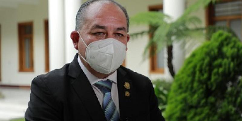 Diputado Herbert Figueroa.