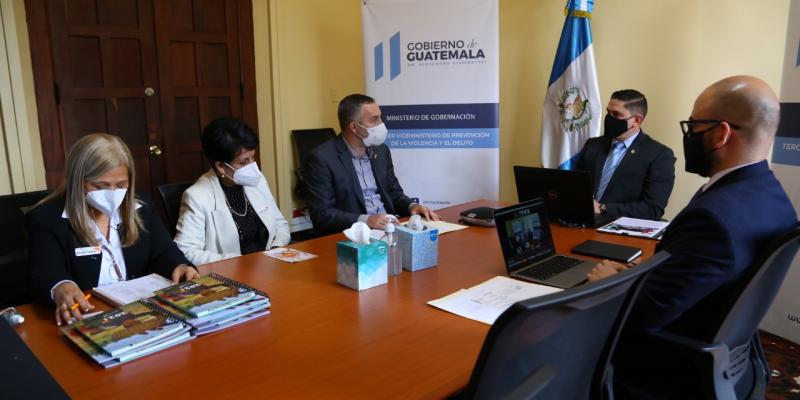 Analizan implementación de programas para prevenir la violencia en jóvenes