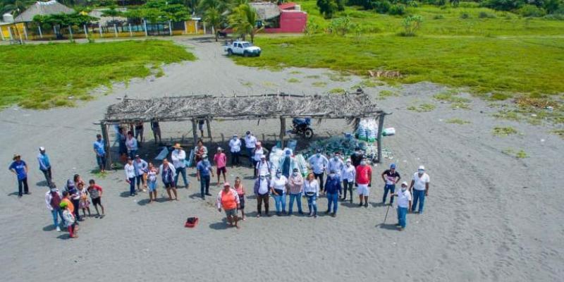 Limpieza en playas de Suchitepéquez