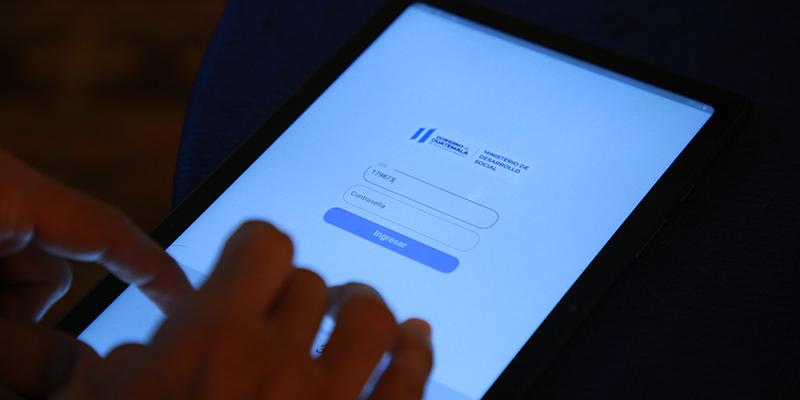 aplicación móvil del registro social de hogares sensible al género