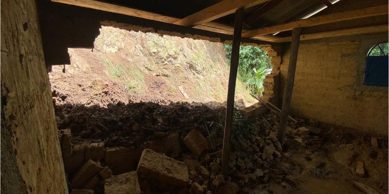 Deslizamiento de tierra en el caserío Tojchan, Santa Bárbara, Huehuetenango.