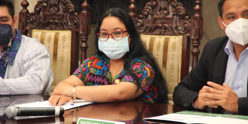 Viceministra Carmelina Espantzay clausura Diplomado