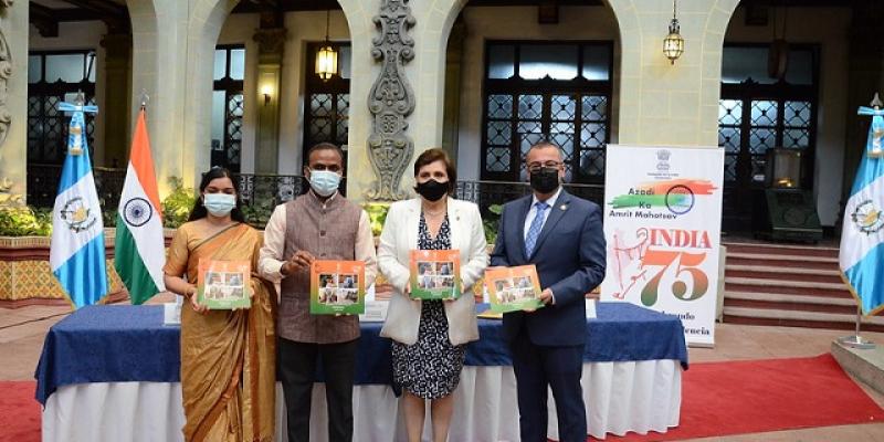 Celebración de natalicio de Gandhi