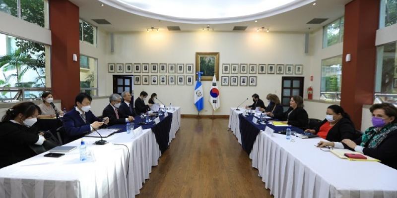 Visita de viceministro adjunto de Exteriores de Corea a Guatemala