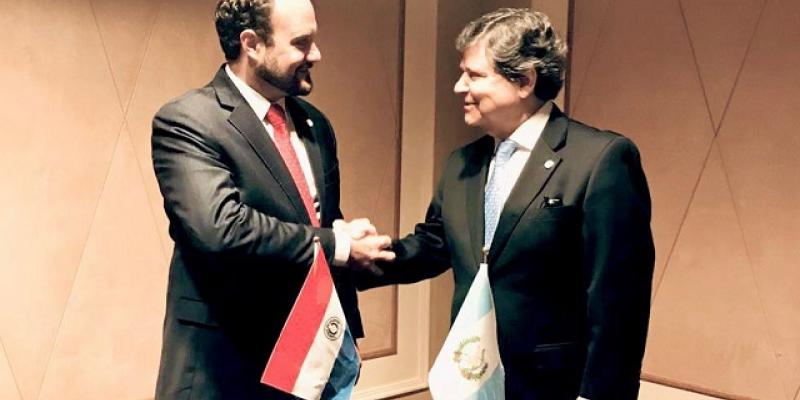 Cancilleres de Guatemala y Paraguay