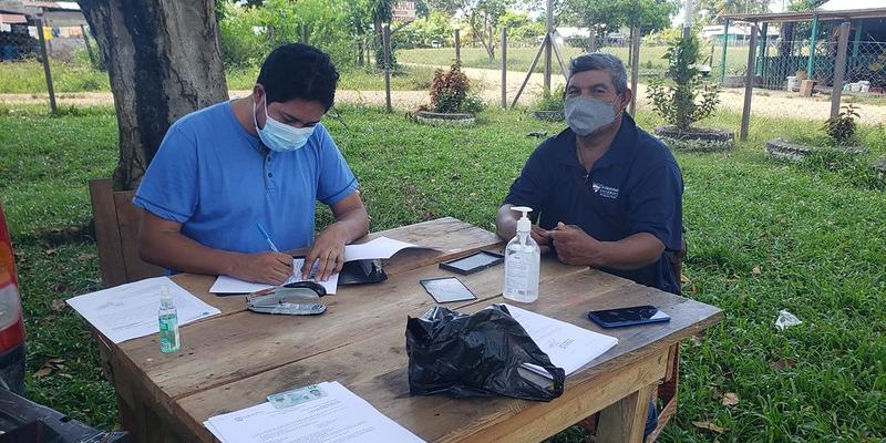 FONTIERRAS entregó notificaciones en Caserío Bolivia El Colorado. 