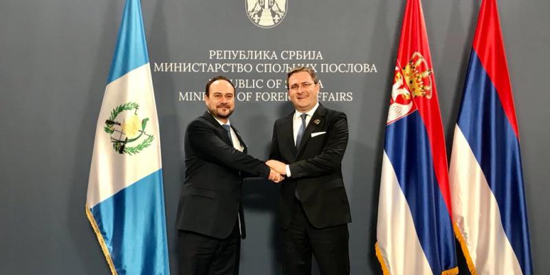 Canciller de Guatemala, Pedro Brolo, en Serbia