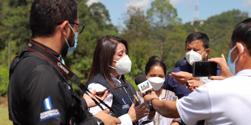 Ministra de Educación en gira por Alta Verapaz