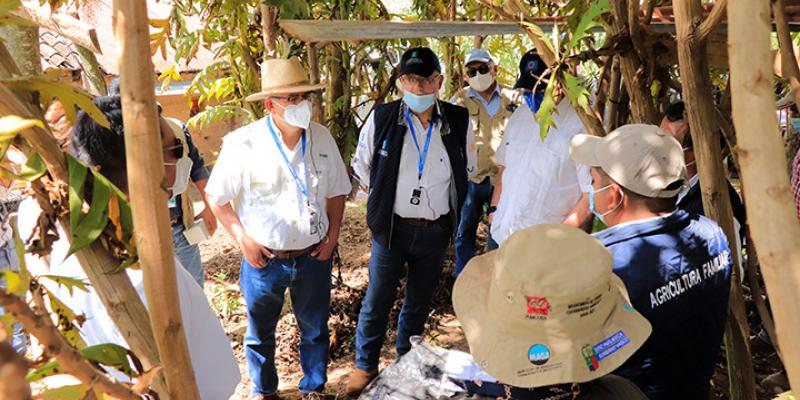 Ministro visitó el CADER de Santa María El Tablón.
