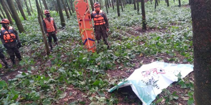 Tras cinco días de búsqueda, soldados y socorristas localizan a menor desaparecida en el río Camellá, Suchitepéquez