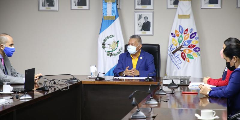 Reunión Registro Social de Hogaress