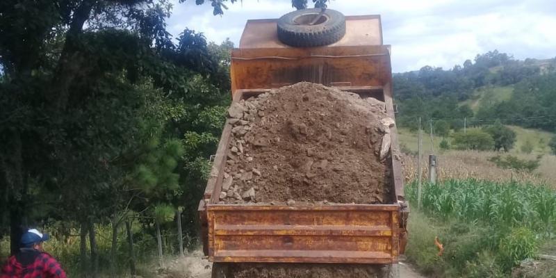 Terminan trabajos de carretera rural Lomas de Comitancillo, San Pedro Jocopilas, Quiché