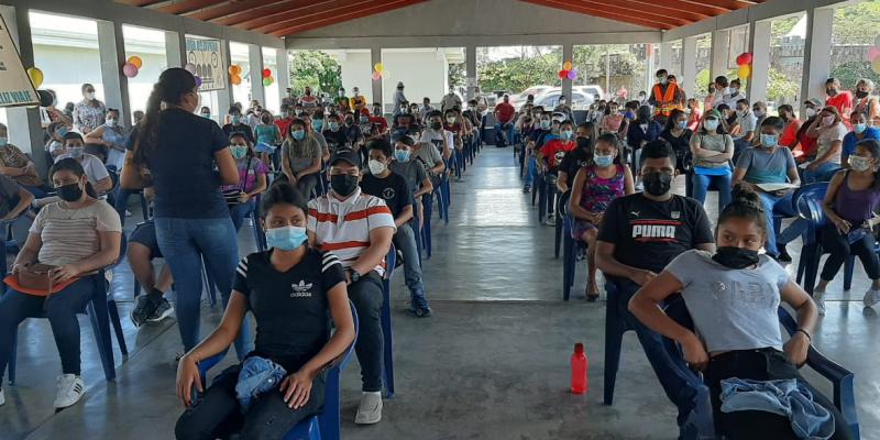 Tercera Brigada de Infantería vacuna a gran cantidad de menores en Jutiapa