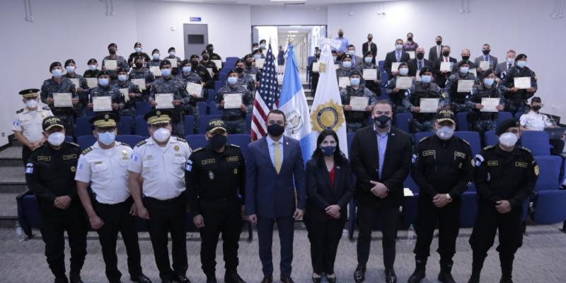 Refuerzan profesionalización de personal antinarcótico en controles fronterizos