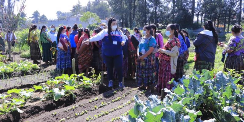 Capacitación a mujeres